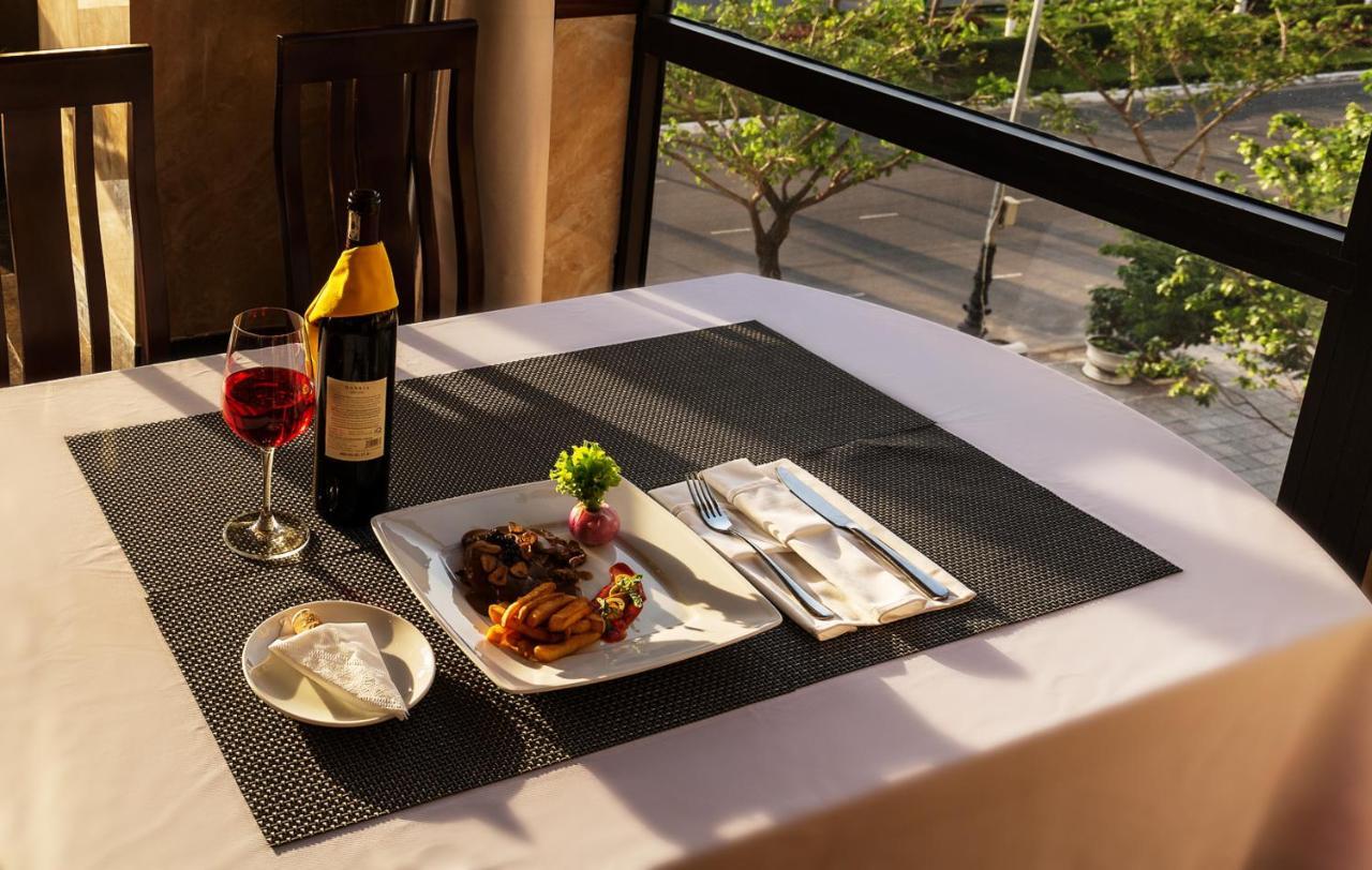 7 Seven Sea Hotel Da Nang Zewnętrze zdjęcie