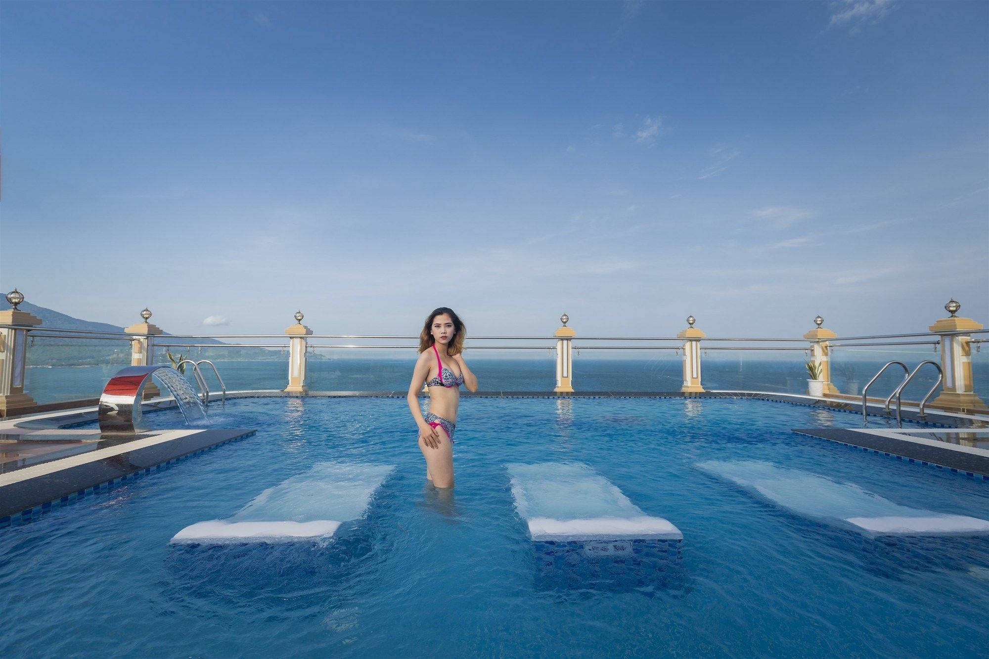 7 Seven Sea Hotel Da Nang Zewnętrze zdjęcie