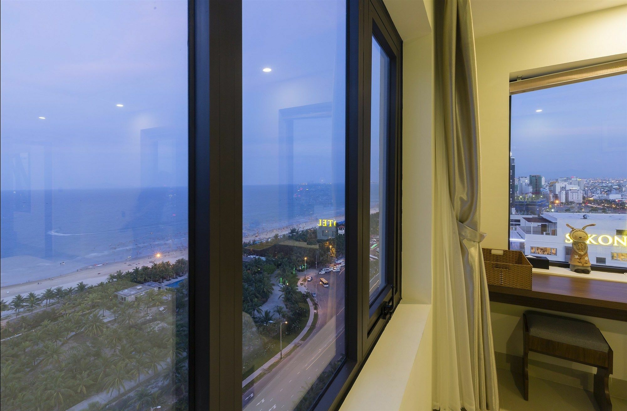7 Seven Sea Hotel Da Nang Zewnętrze zdjęcie